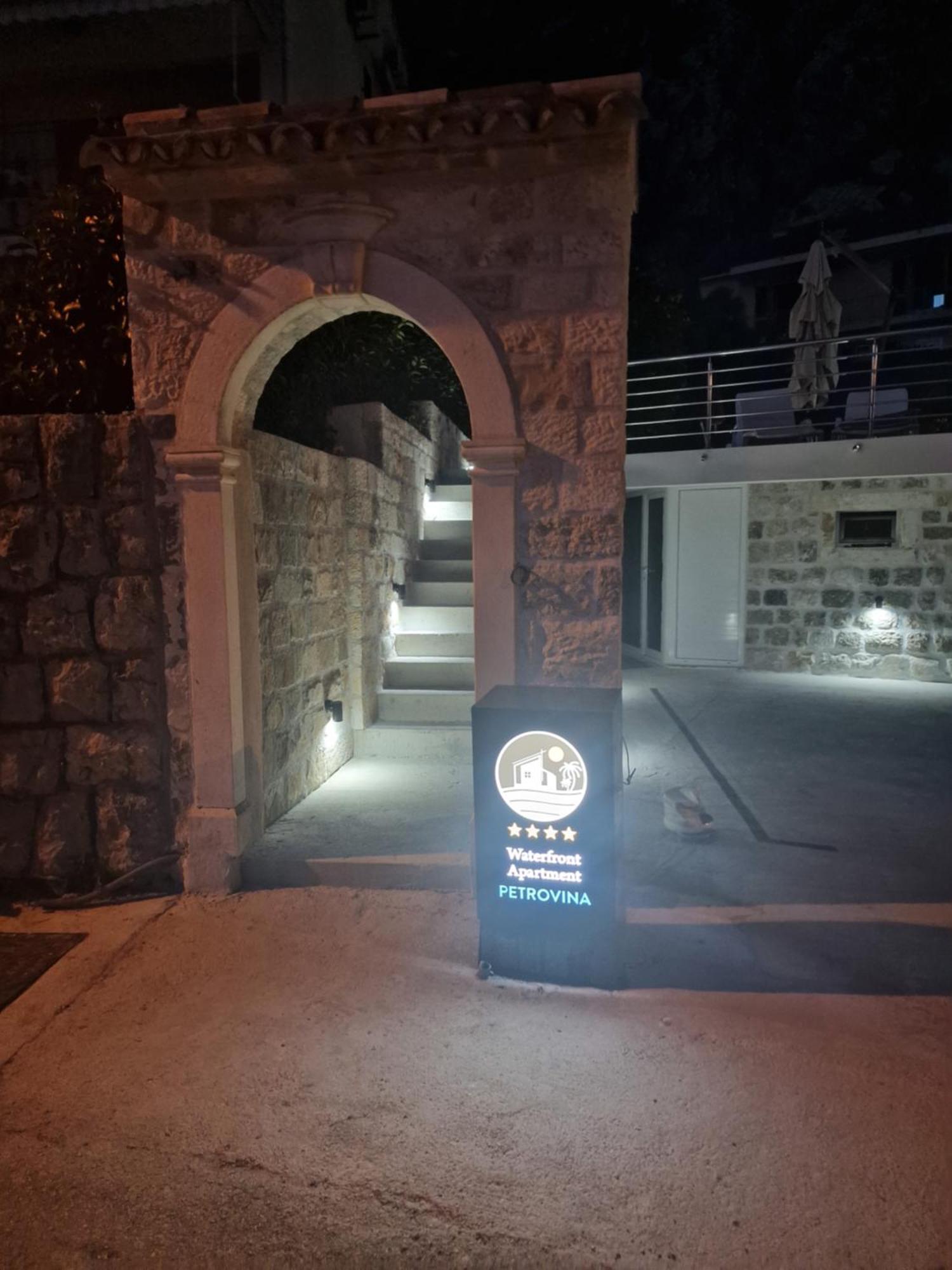 Waterfront Apartment Petrovina كوتور المظهر الخارجي الصورة