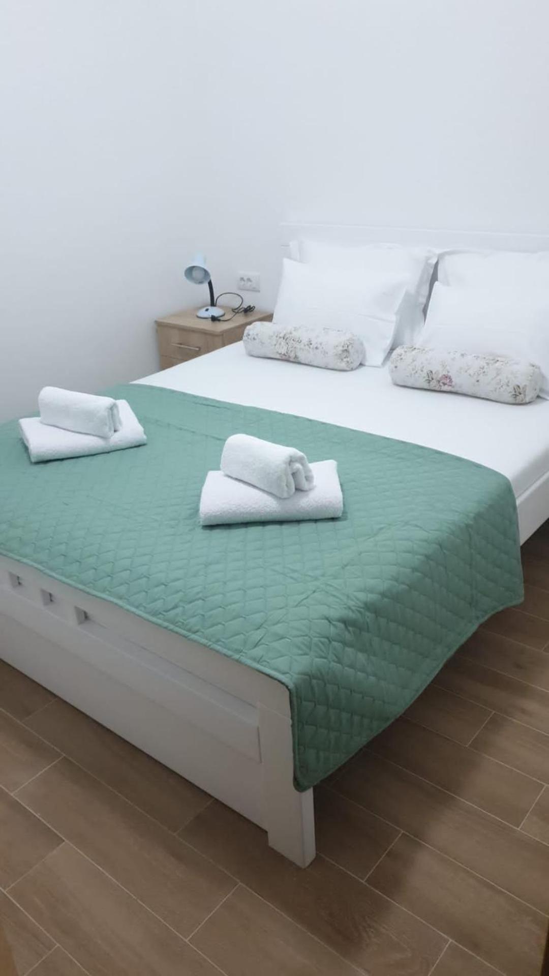 Waterfront Apartment Petrovina كوتور المظهر الخارجي الصورة